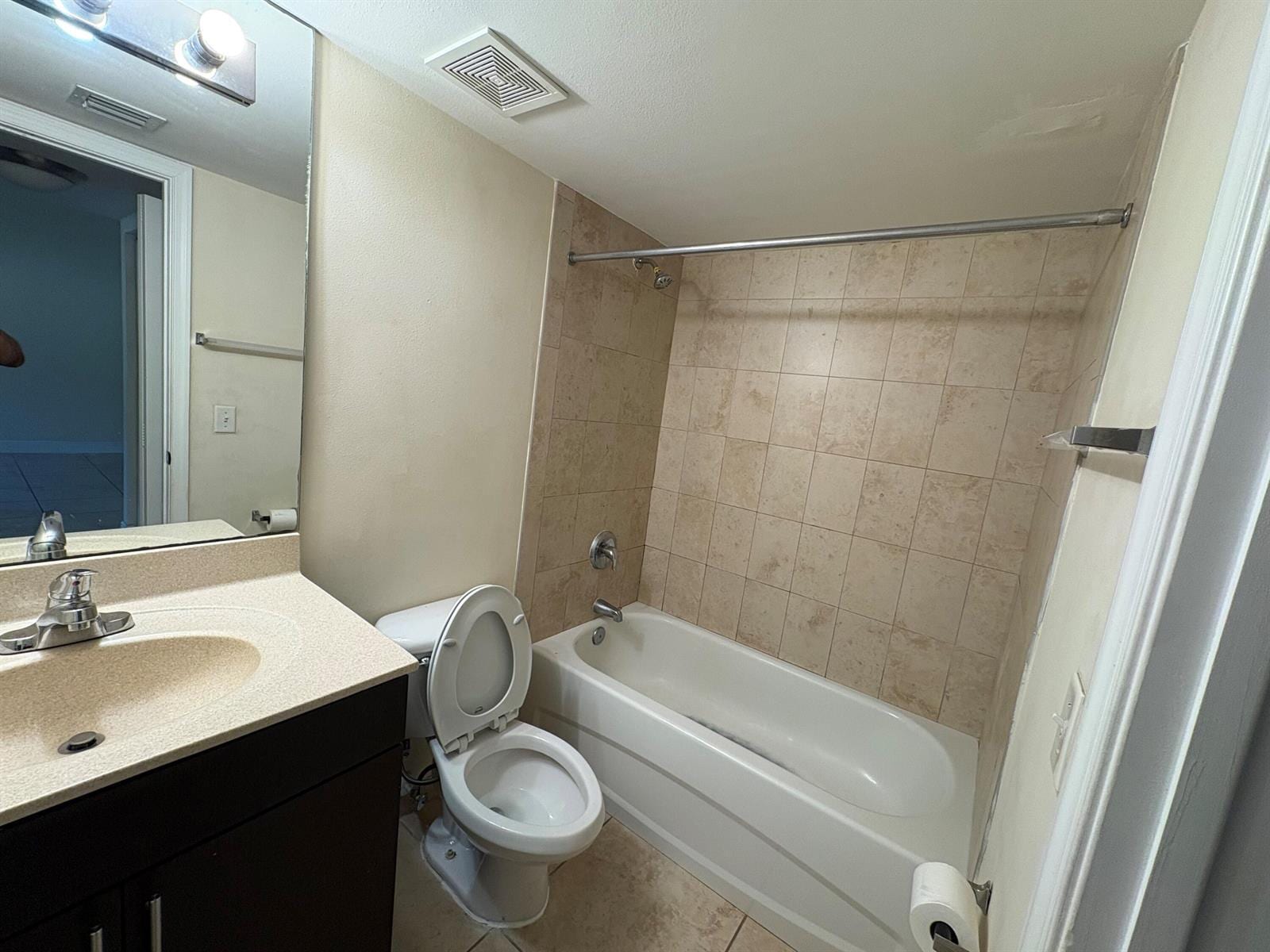 Building Photo - 6235 SW 47th Mnr