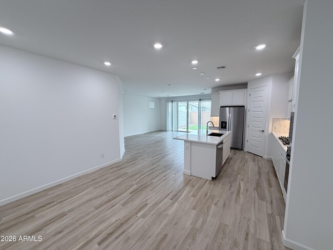 Building Photo - 27440 N 69th Ln
