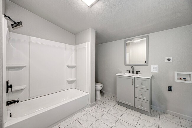 Building Photo - 731/735 8th Yellow Duplex