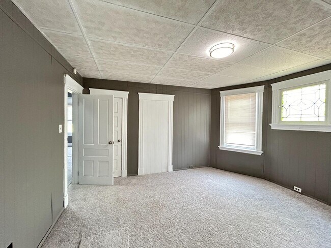 Building Photo - 3501 Bevis Ave