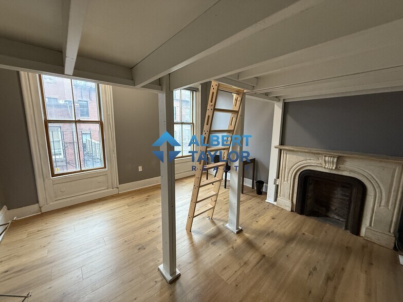 Building Photo - 241 Northampton St