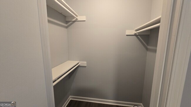 Building Photo - 1502 Huntingdon Chase