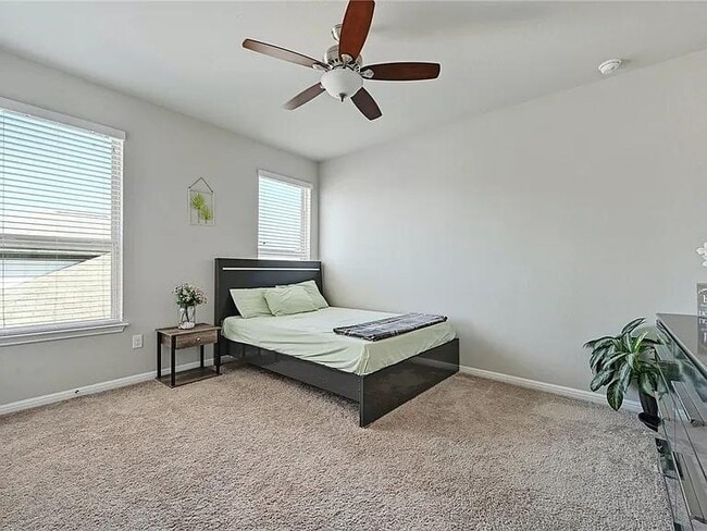 Building Photo - 906 Boatswain Wy