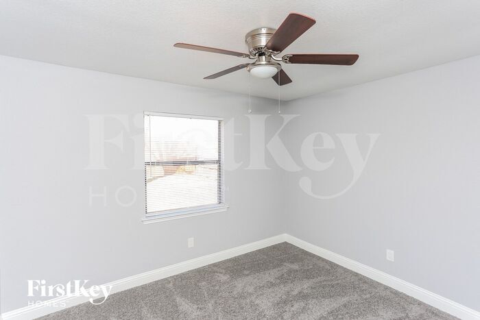 Building Photo - 5300 Virburnum Ct