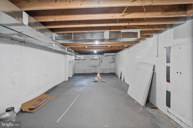 Building Photo - 1715 N Broadway