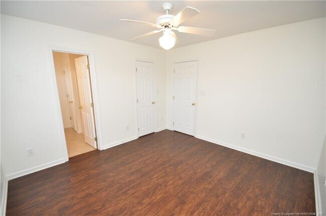 Building Photo - 402 Knightsborough Way