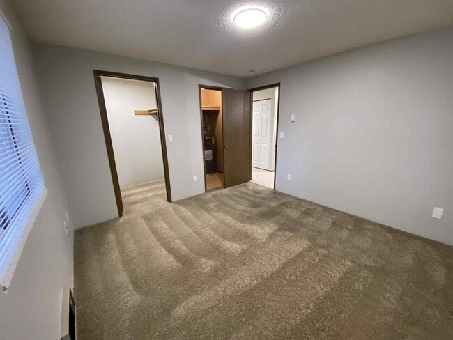 Building Photo - 5213 84th St SW