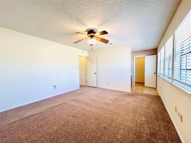 Building Photo - 11300 Maidenstone Dr