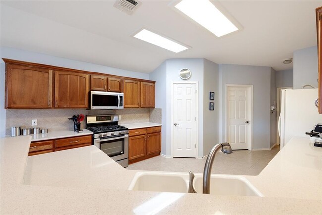 Building Photo - 10717 Kilkee Cove