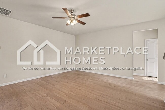 Building Photo - 212 W L Miller Dr