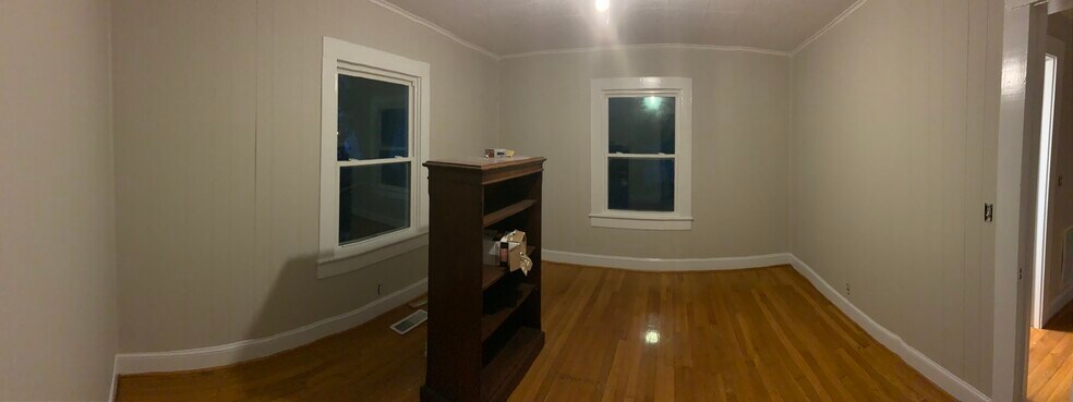 Bedroom #1 - 210 Oakview Rd