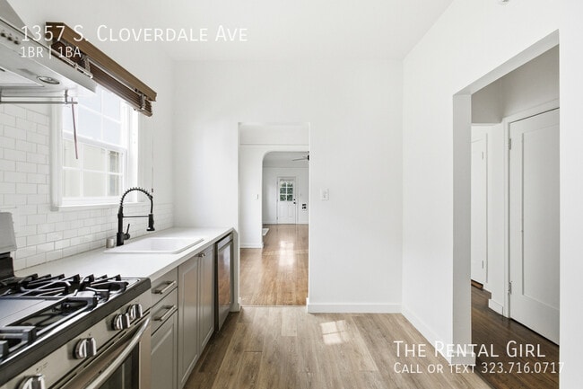 Building Photo - 1357 Cloverdale Ave