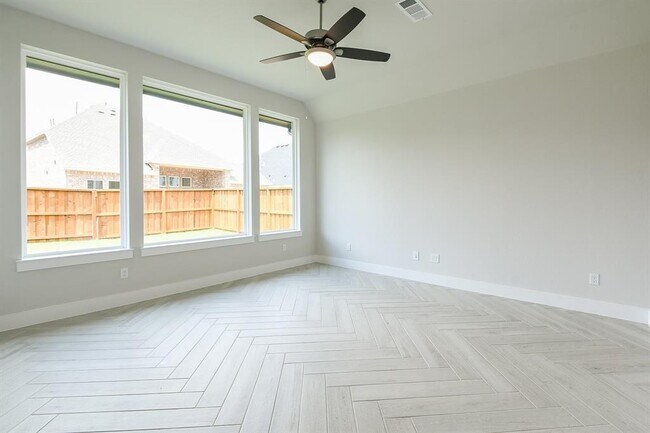 Building Photo - 4859 Antler Run Dr