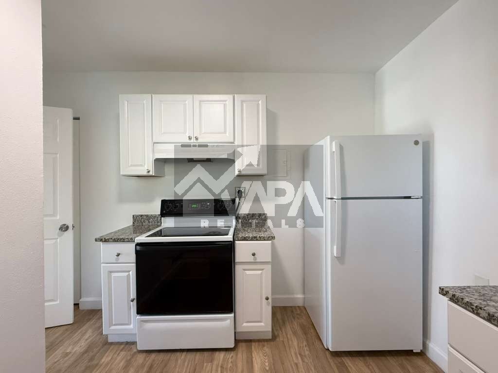 Building Photo - 7210 Glen Cross Dr