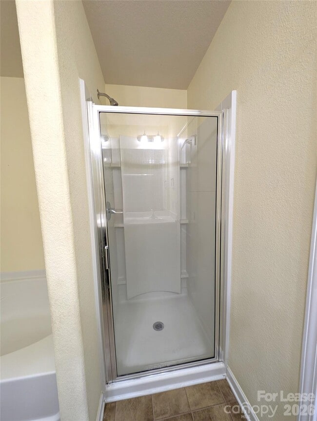 Building Photo - 9223 Avery Meadows Dr