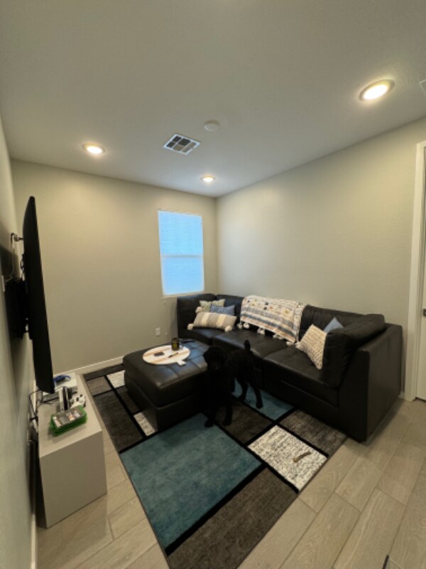 Building Photo - 22464 E Rosa Rd