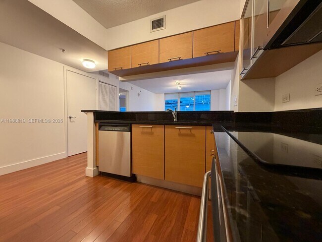 Building Photo - 31 SE 5th St