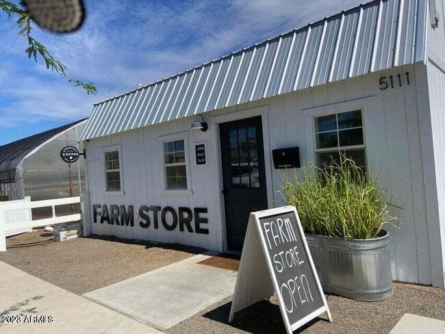 Building Photo - 9863 E Tungsten Dr