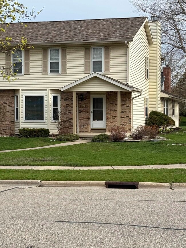 Primary Photo - 7002 Longmeadow Rd