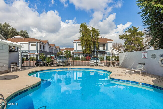 Building Photo - 8888 N 47th Ave