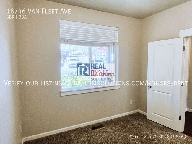 Building Photo - 18746 Van Fleet Ave