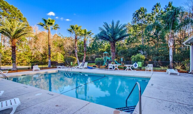 Building Photo - 3/2 updated home with amenities