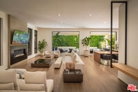 Building Photo - 333 Croft Ave