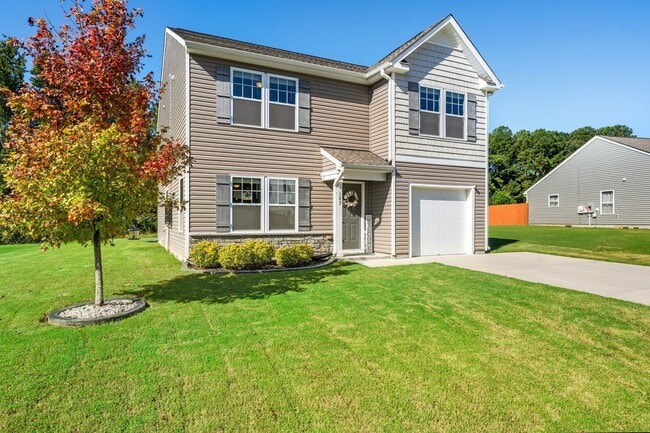 Primary Photo - Energy-Efficient 3-Bed, 2.5-Bath Home in B...