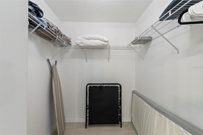 Building Photo - 61 Farmsworth Dr