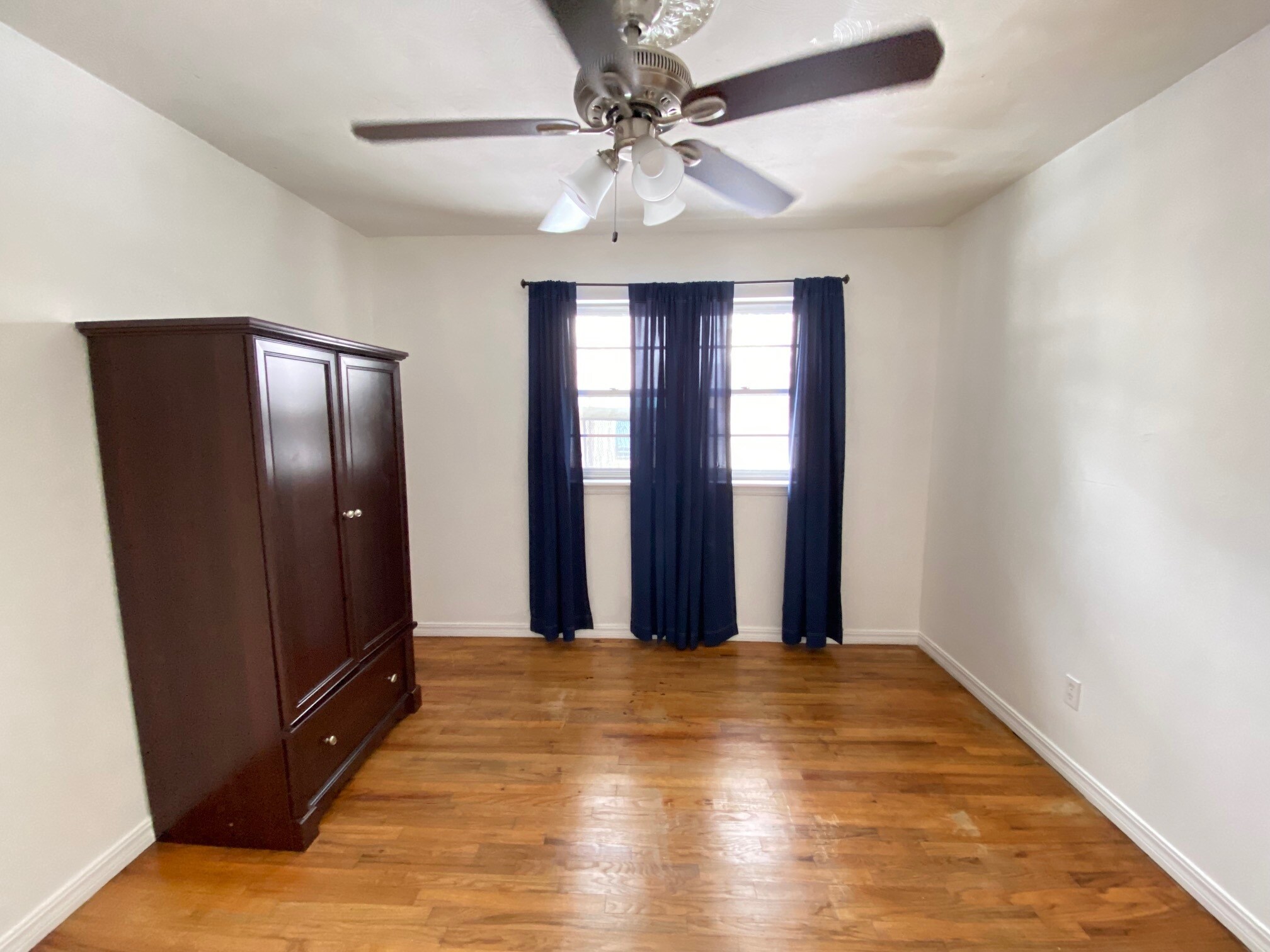 Building Photo - 5414 S Land Ave