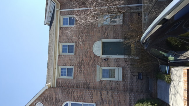 Building Photo - 469 Bramblewood Ln