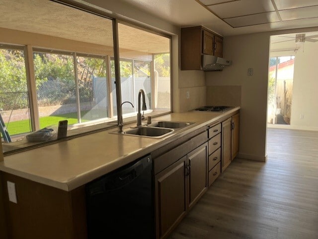 kitchen - 6165 Del Paso Ave