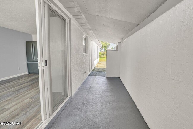 Building Photo - 6325 Pridgen St