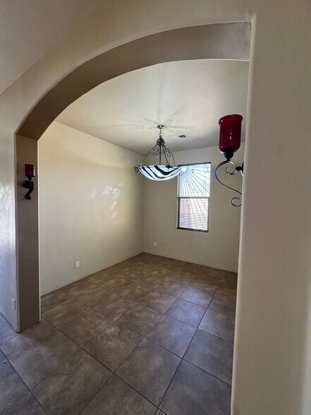 Building Photo - 4600 6th St NW