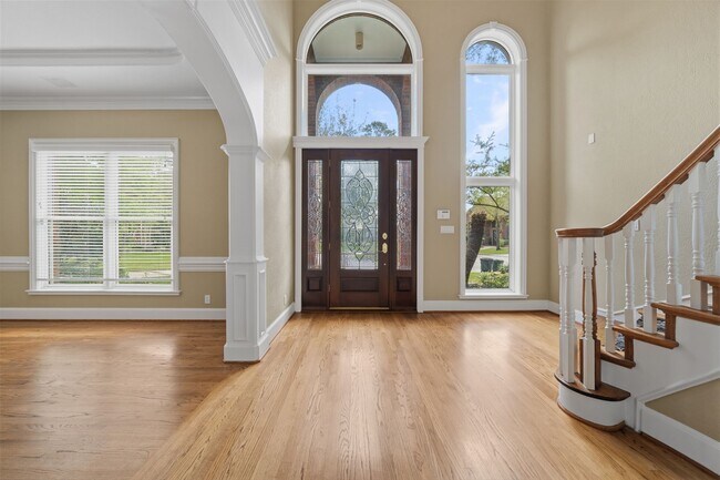 Building Photo - 13714 Gainesway Dr