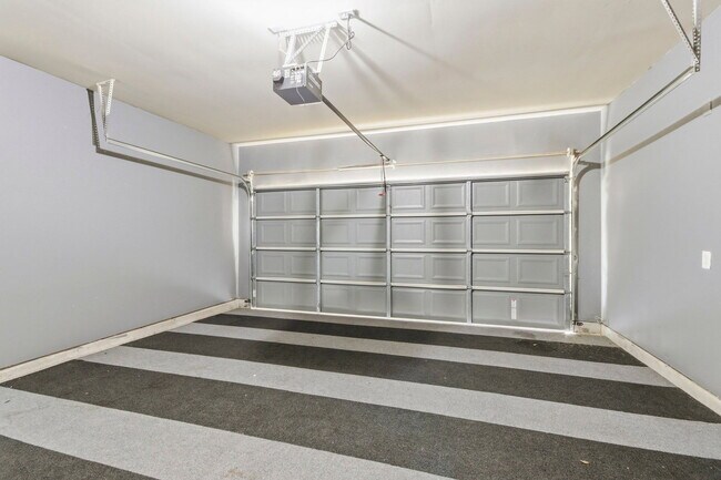 Building Photo - 20223 Galena Falls Dr