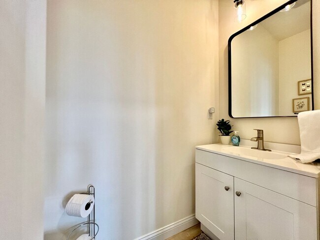 Building Photo - Beautiful NEW Ranch Home with a large deck & games