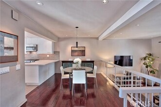 Building Photo - 5 Mojo Ct