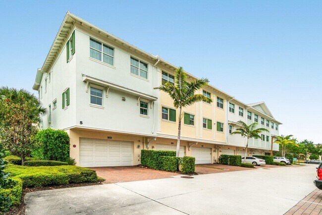 Building Photo - 7114 Edison Pl
