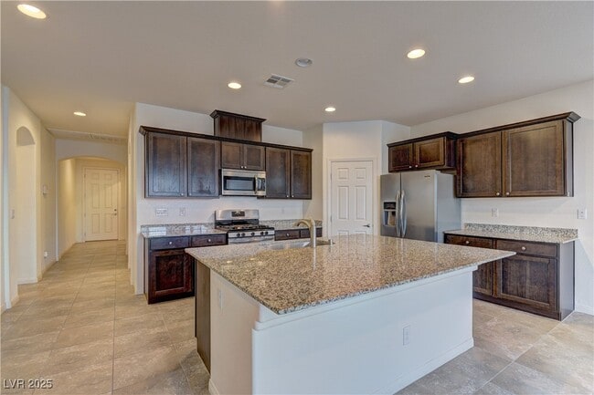 Building Photo - 26 Kaku Ridge Way