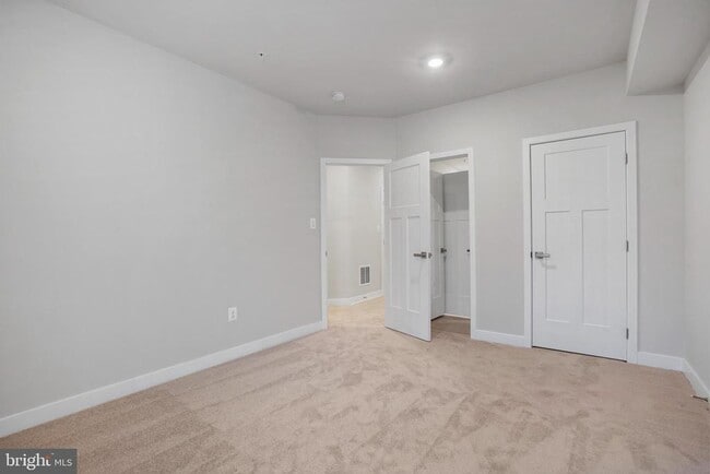 Building Photo - 6004 Stoneroller St