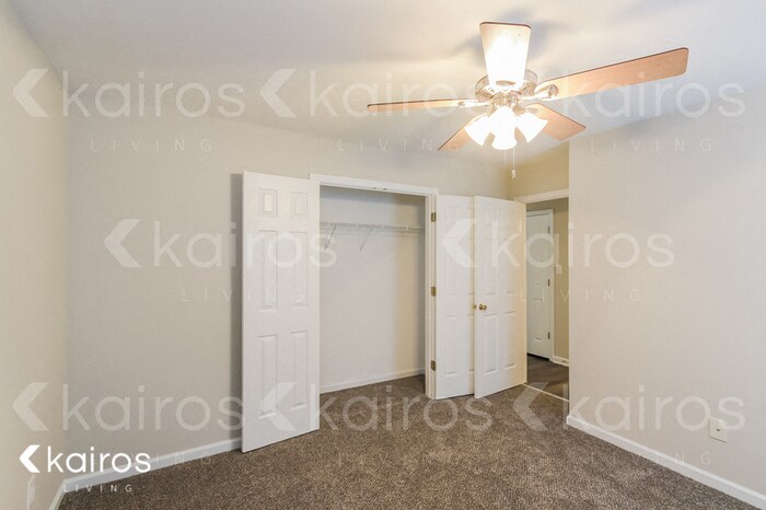 Building Photo - 7647 Pleasantville Way