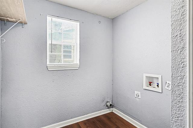 Building Photo - 5421 Buchanan St