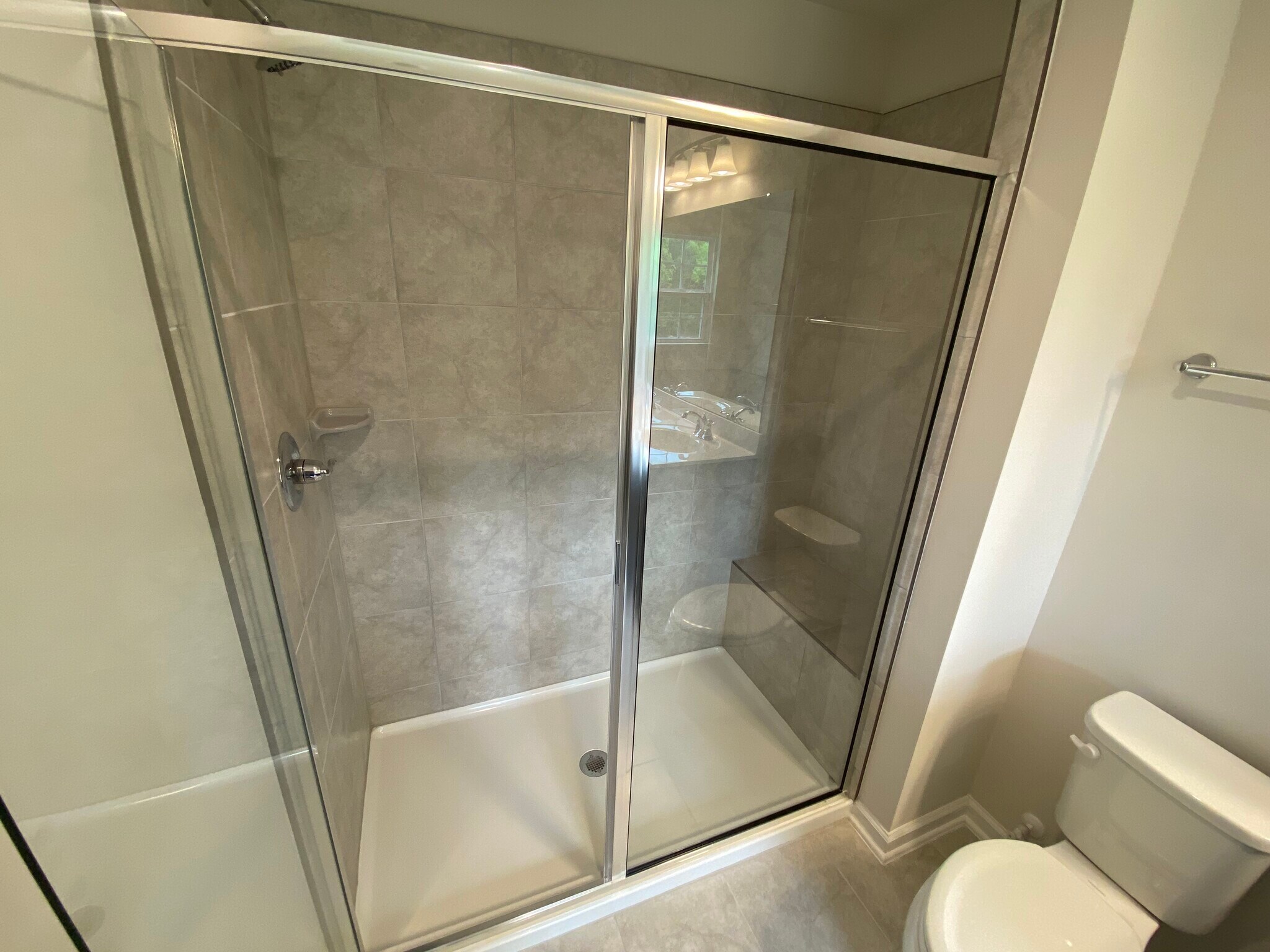 Building Photo - 4843 Randall Rd