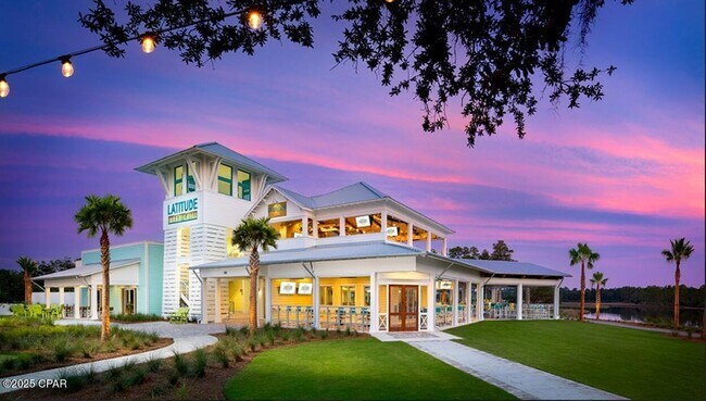 Building Photo - 9002 Parrot Pl