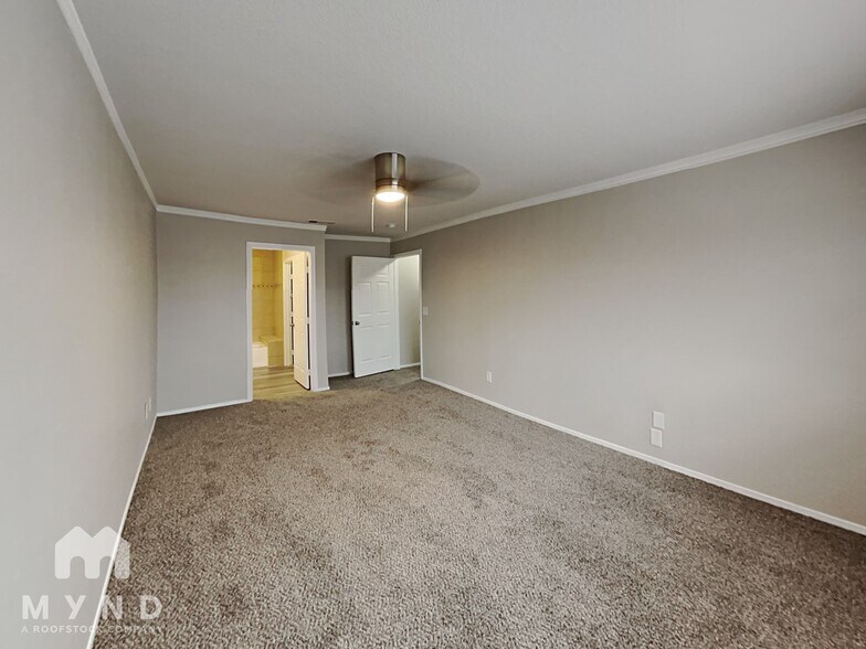 Building Photo - 7601 Amato Ave