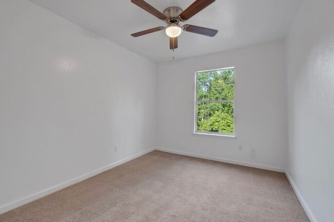 Building Photo - 1264 Ocala Rd