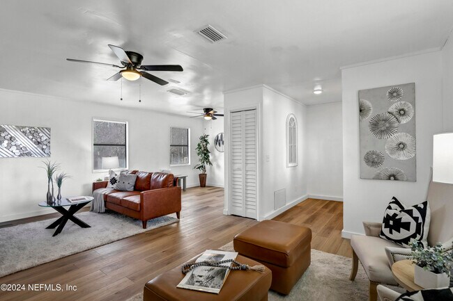 Building Photo - 54221 Cravey Rd