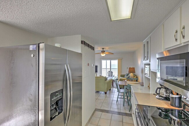 Building Photo - 2730 Ocean Shore Blvd