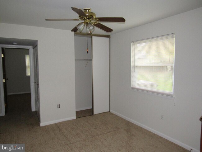 Building Photo - 259 Shirley Dr